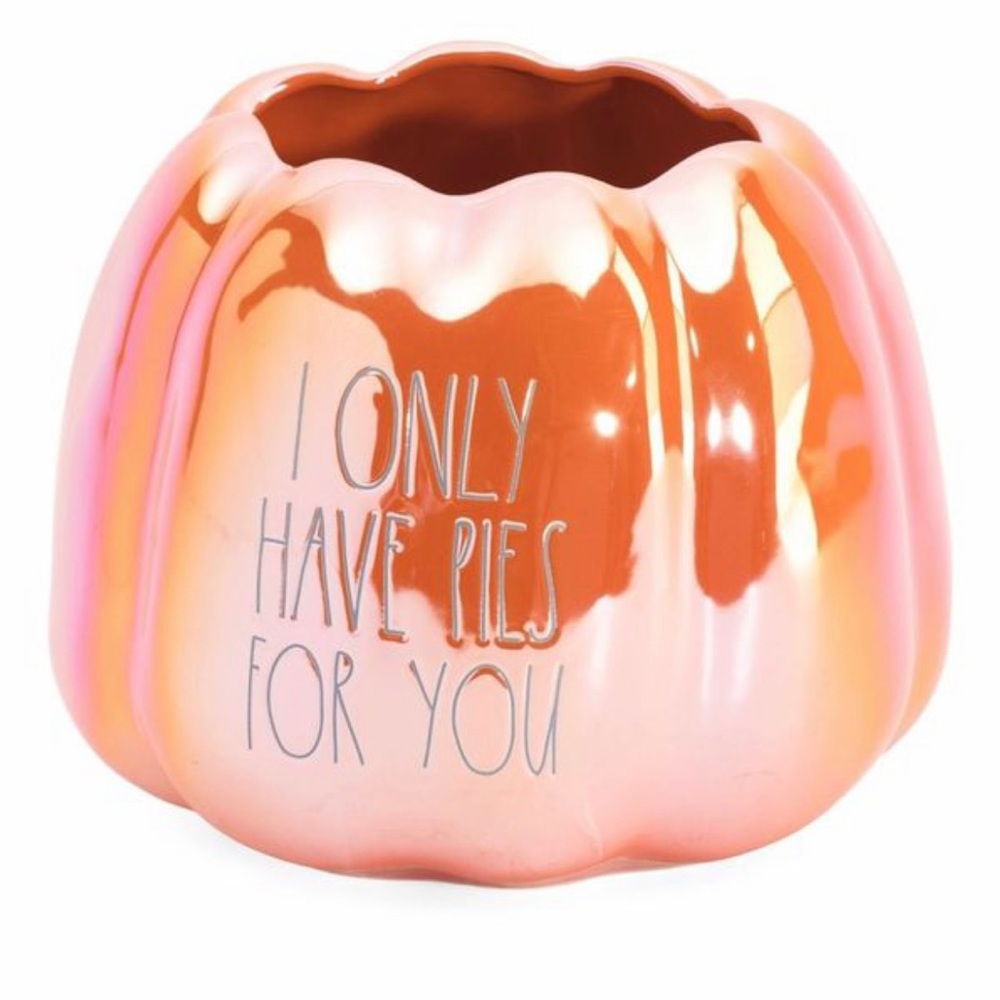 Rae Dunn pumpkin planter